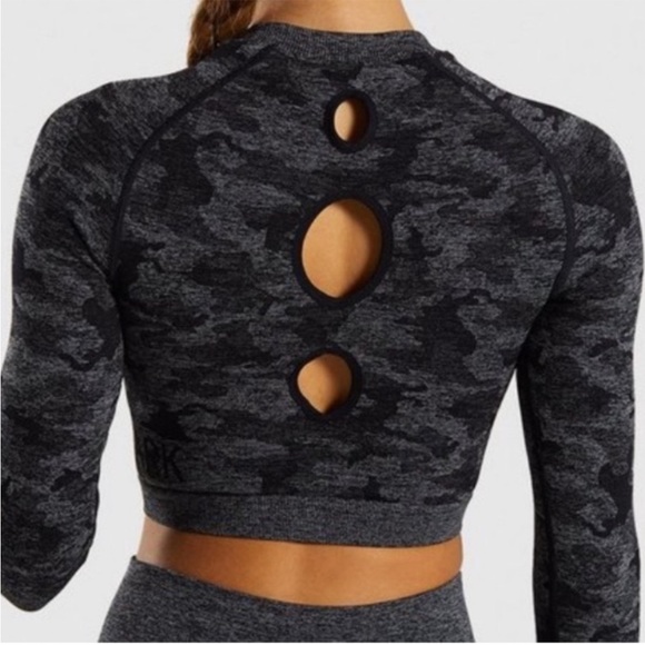 Gymshark Adapt Camo Seamless Long Sleeve Crop Top - Picture 2 of 6